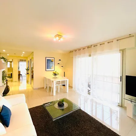 Bel Centre Ville, Mer, Croisette Apartament *